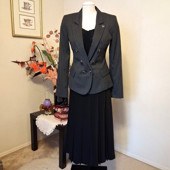 NWT DEPT Women's High Quality Gray Soft Fabric Gray Blazer Jacket Size S 4 - Picture 5 of 15